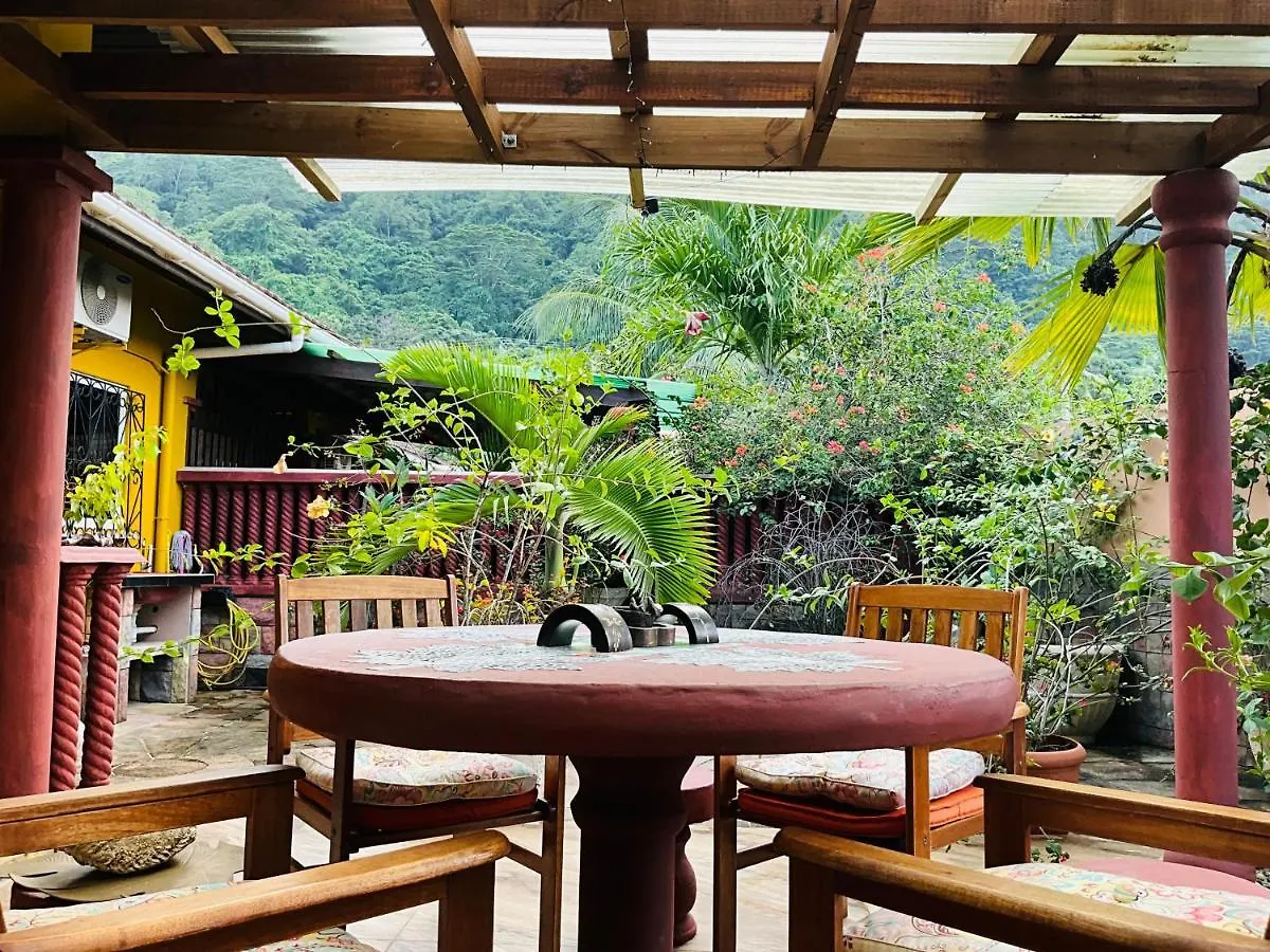 Effie Mountain View Coco Villa Misere 0*,  Seychelles